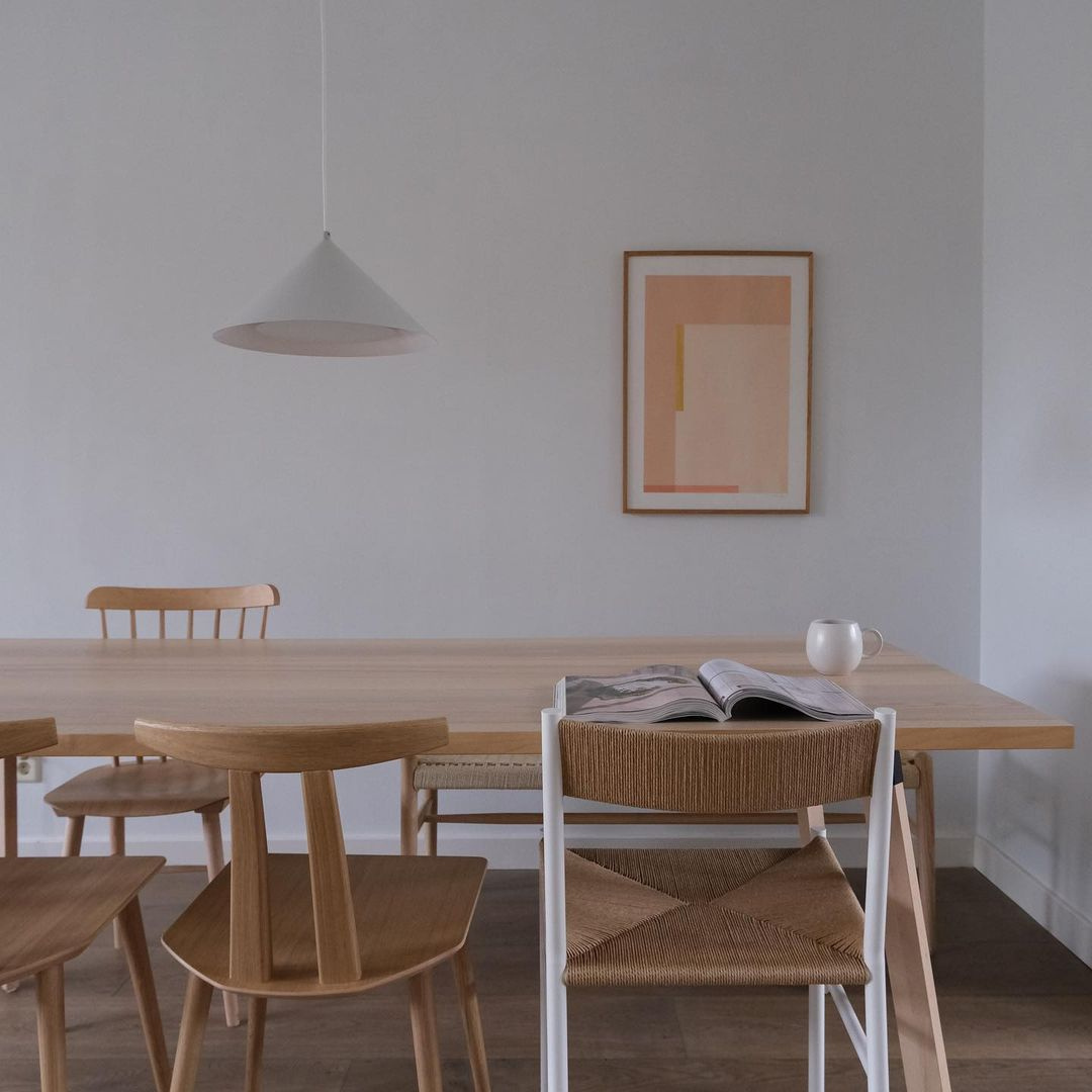 J111 - Esszimmerstuhl