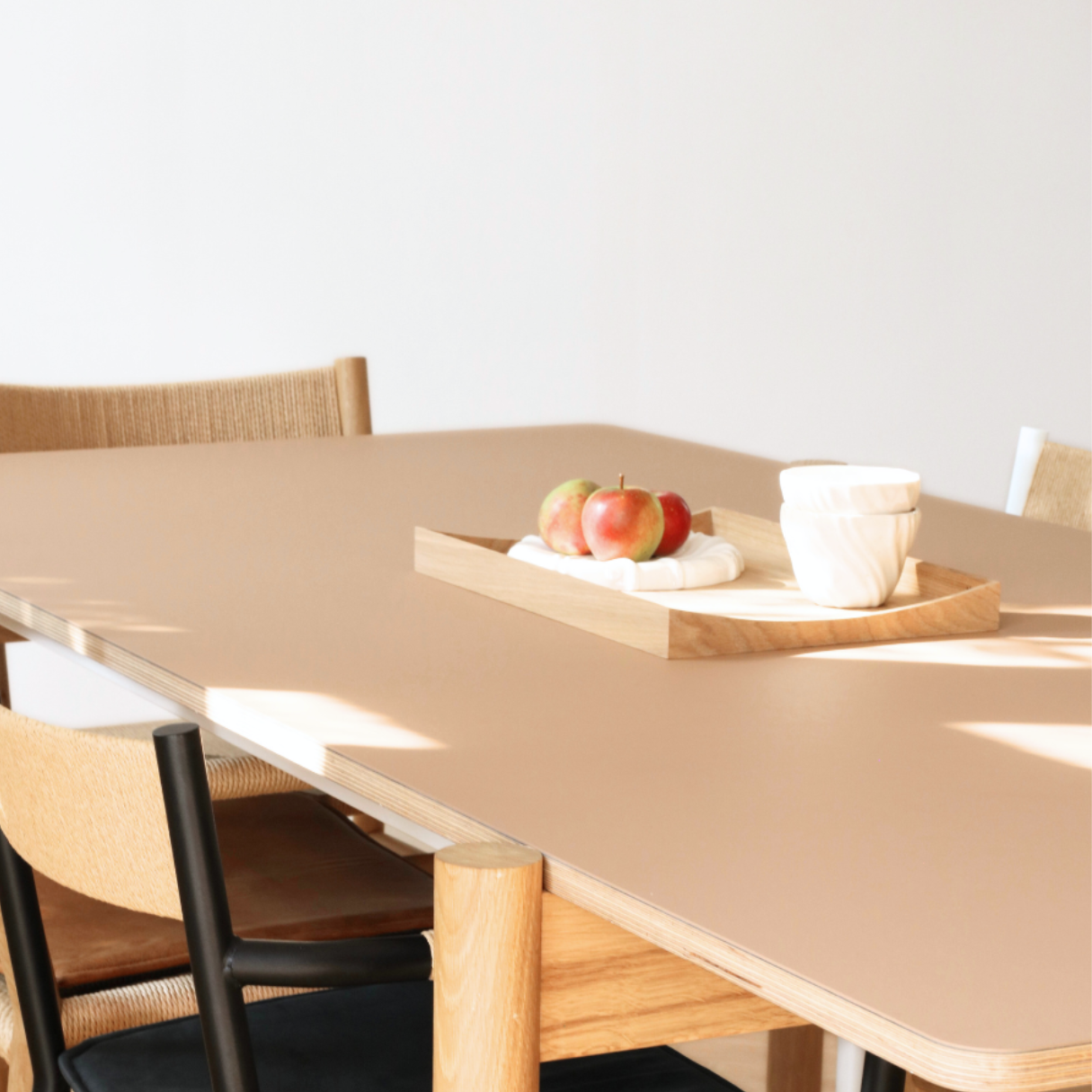 BASETRAY LETTER - Eichenholztablett