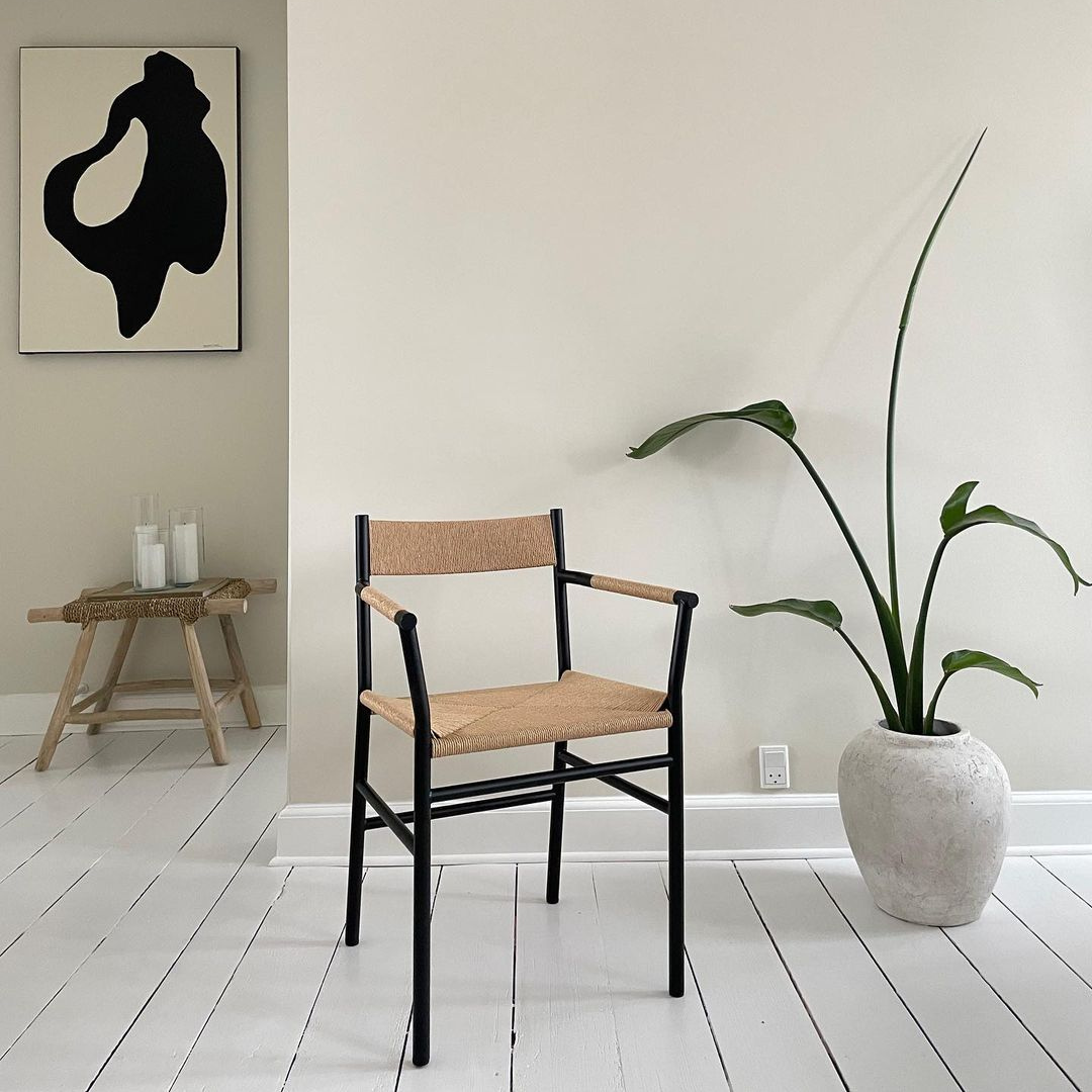 CORD - Esszimmerstuhl mit Armlehne