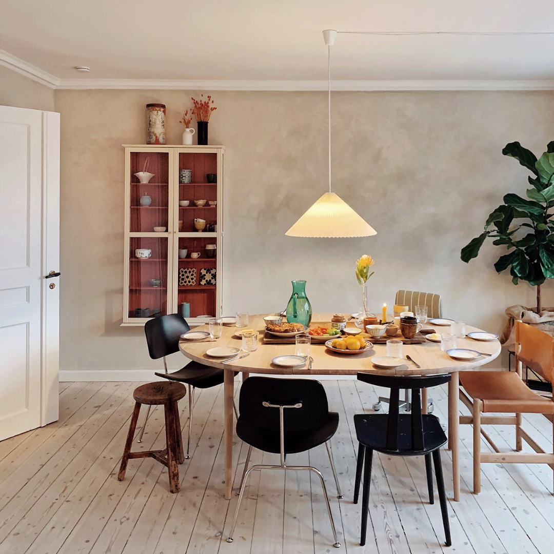 HOLMEN - Runder Esstisch, Eiche