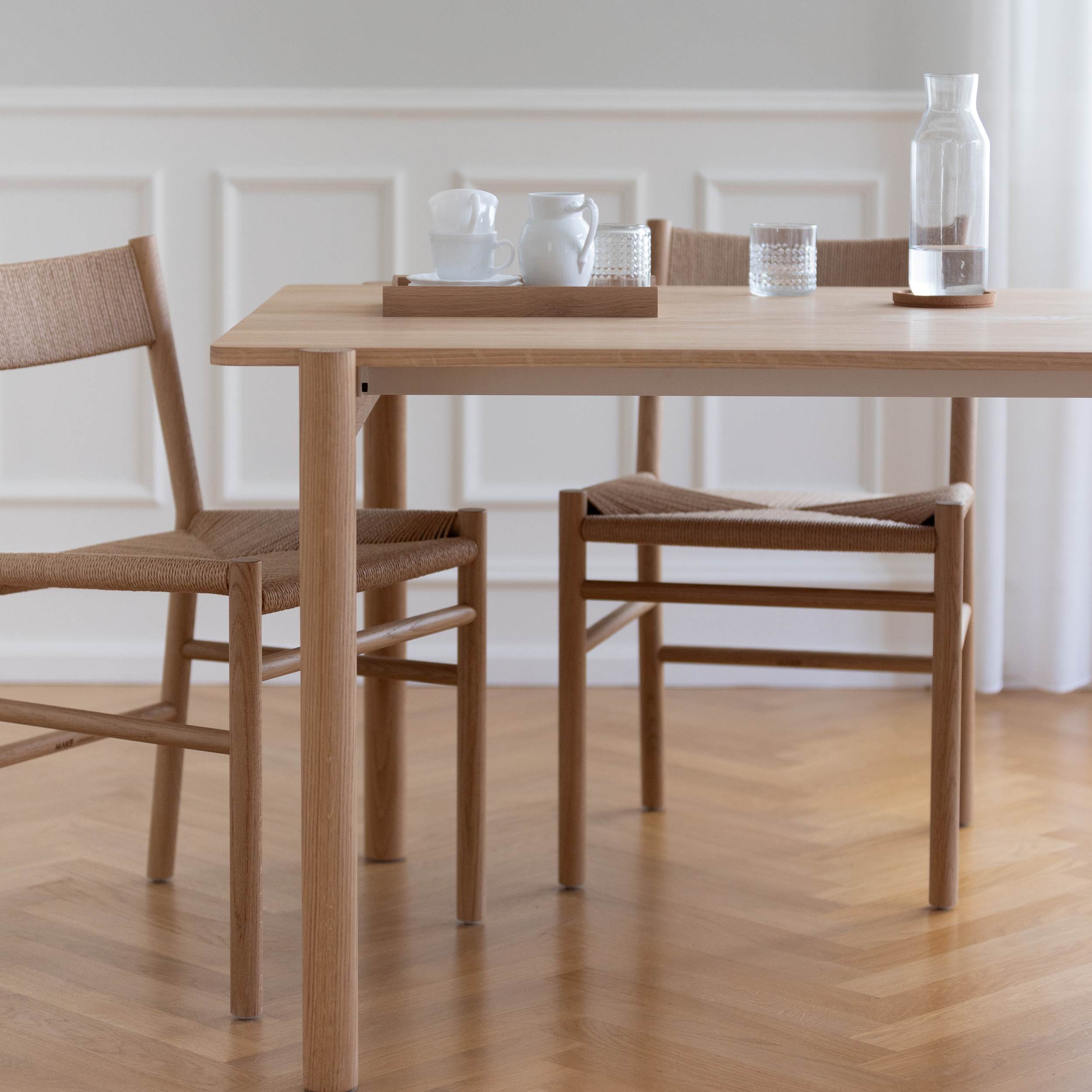 THY - Rechteckiger Esstisch, Stahlgestell