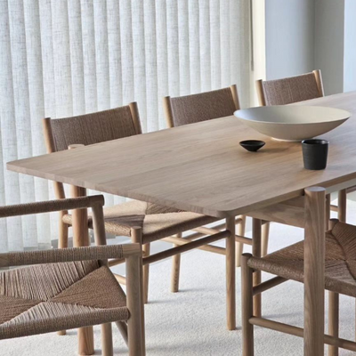 THY - Rechteckiger Esstisch, Gestell aus Eiche