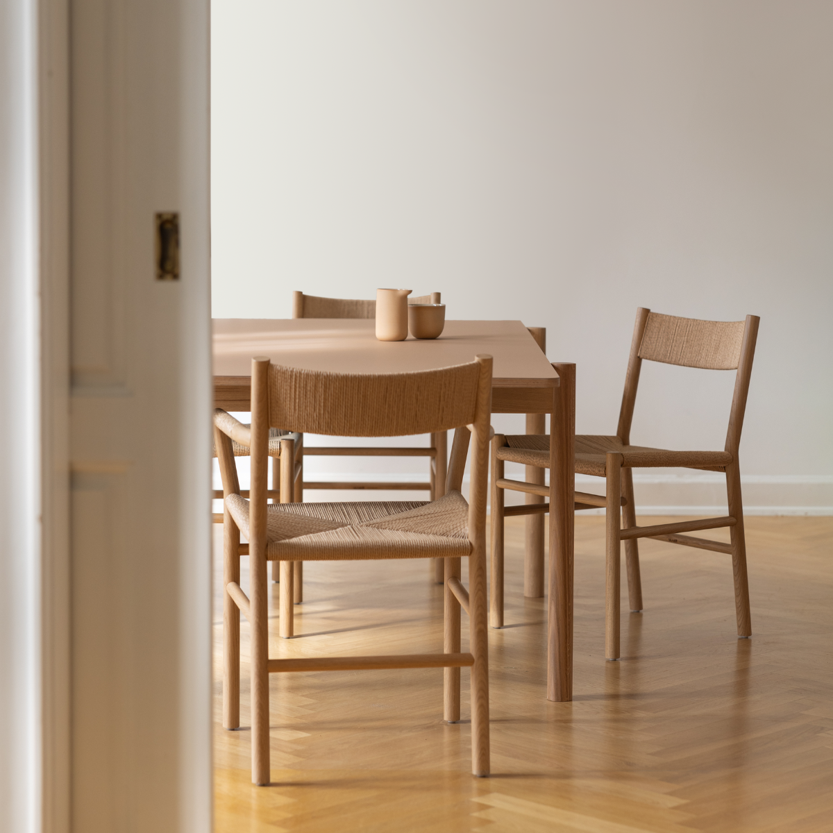 THY - Rechteckiger Esstisch, Stahlgestell