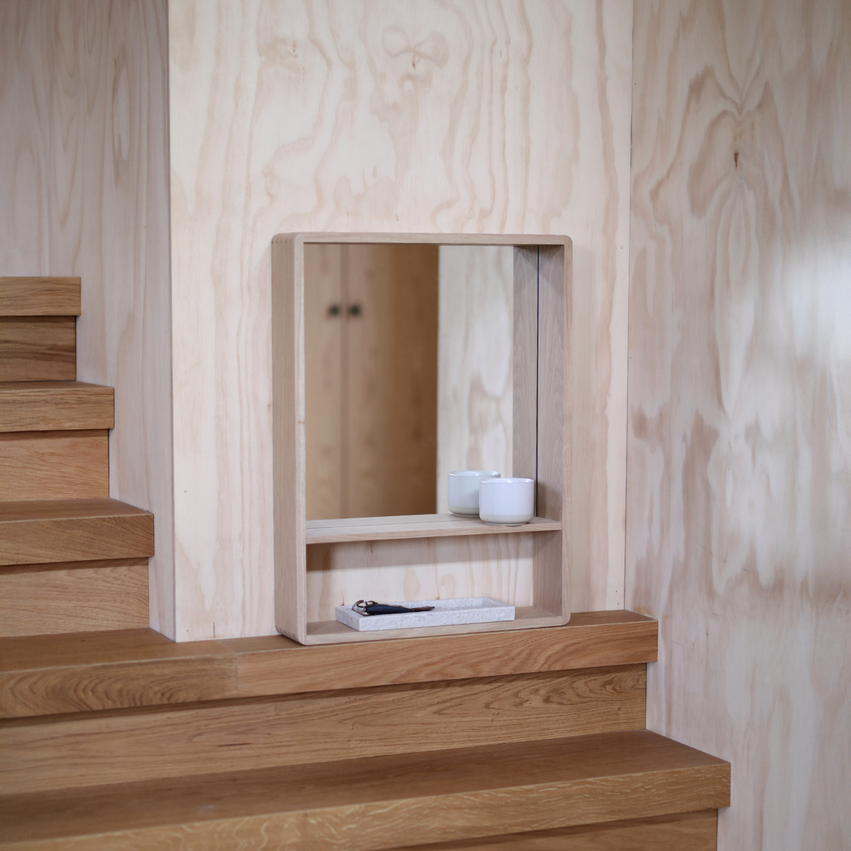 CUPMUG Mirror - Eichenholz-Regalbrett
